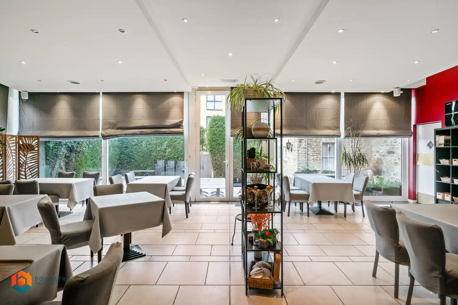 Handelspand met bovengelegen woonst op toplocatie te Erps-Kwerps foto 16