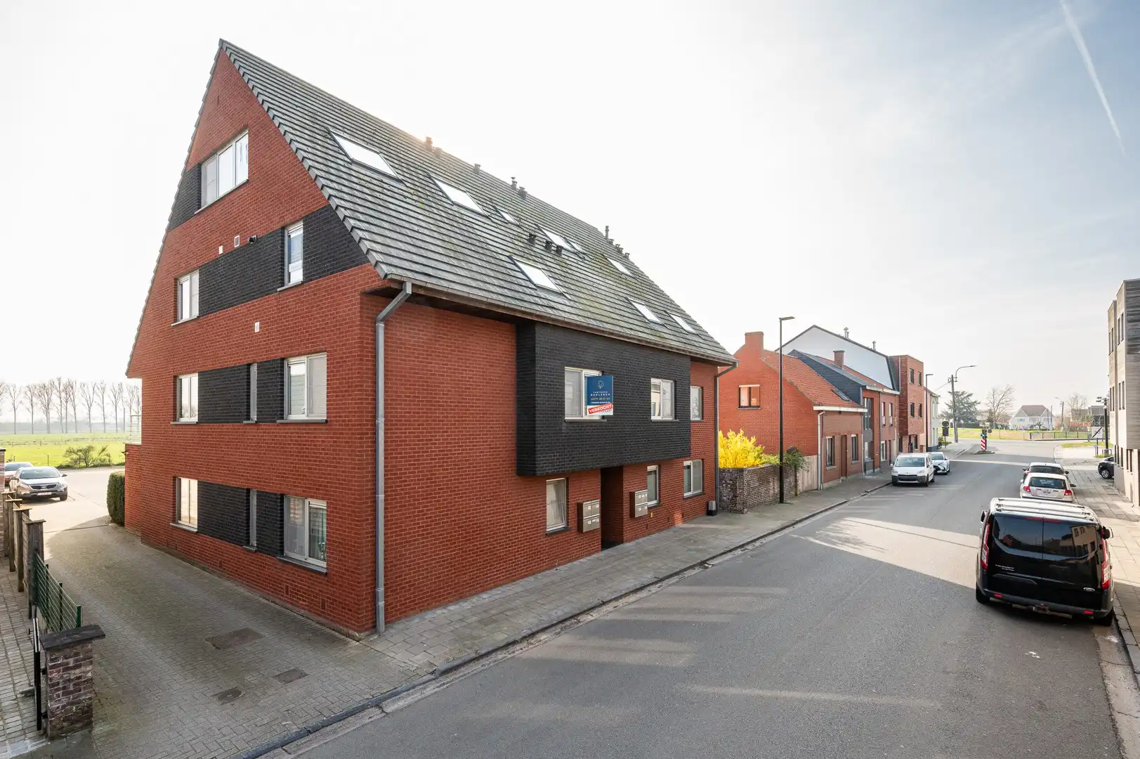 Modern Appartement in het hart van Sint-Laureins! foto {{pictureIndex}}