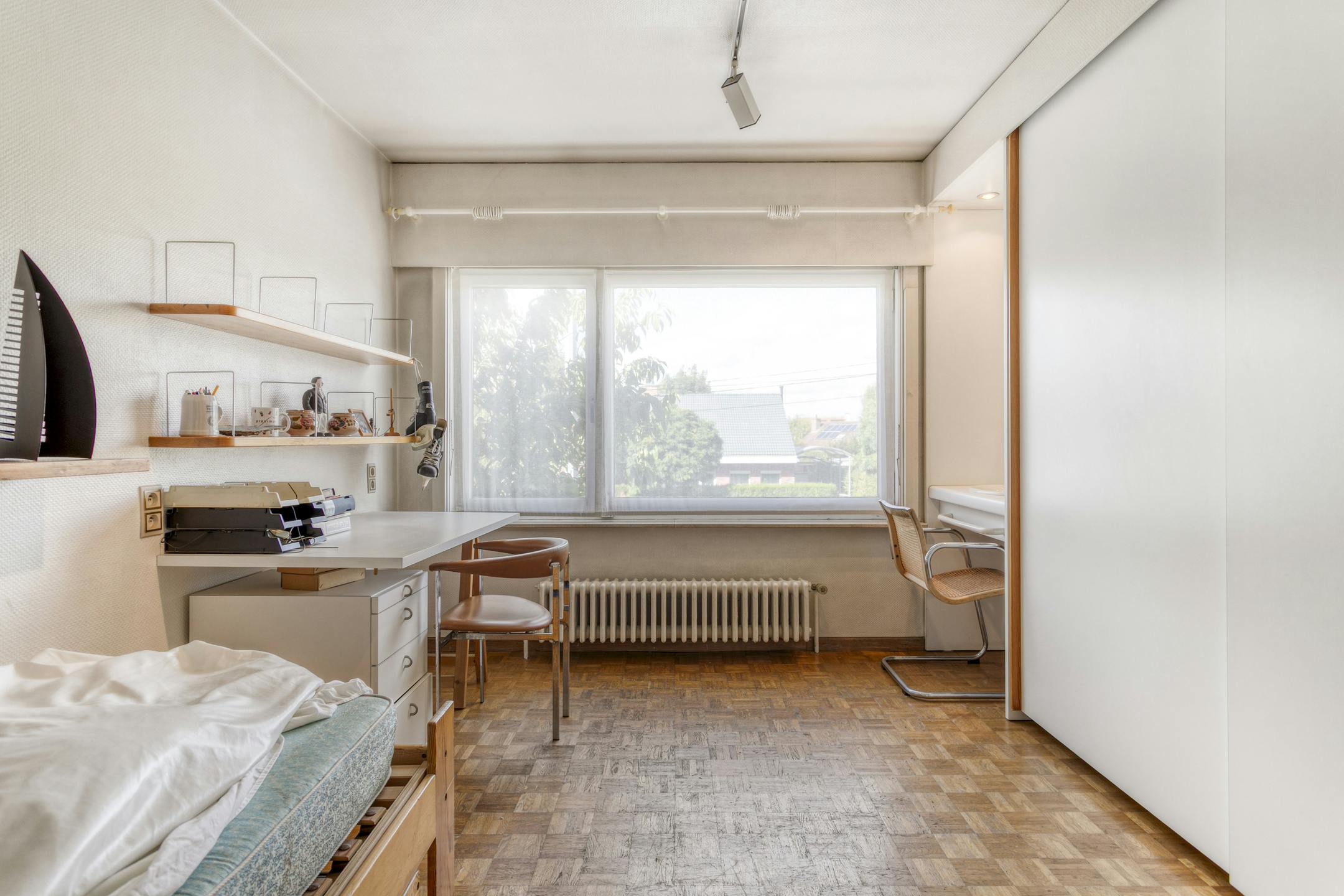 Aangenaam huis met 4 kamers te koop in centrum Beveren-Leie foto 11