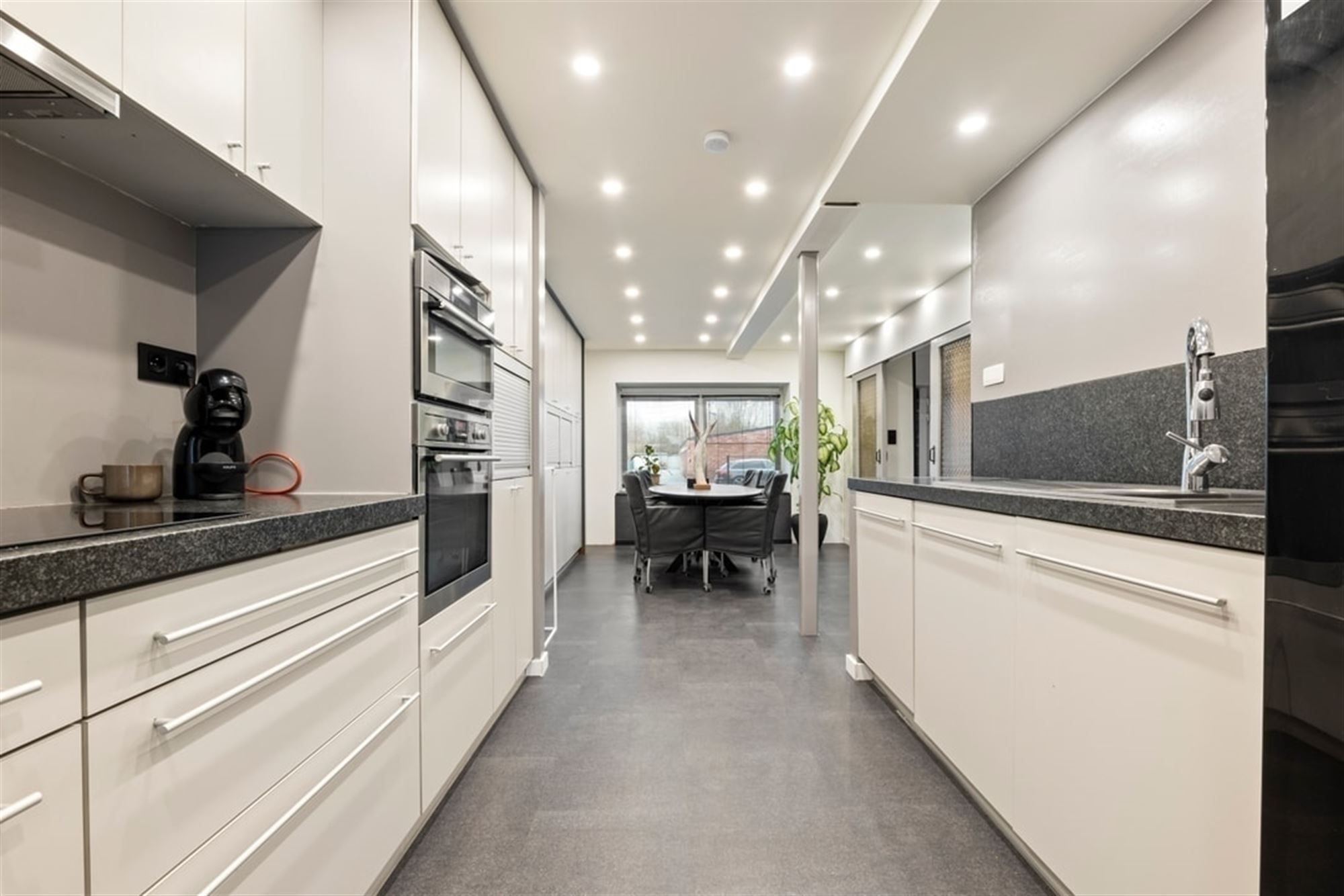 KNUSSE ENERGIEZUINIGE RIJWONING IN TONGEREN  foto 10