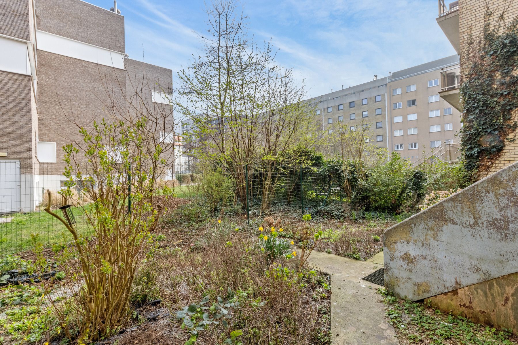Instapklare studio te koop in residentie Astrid!  foto 11