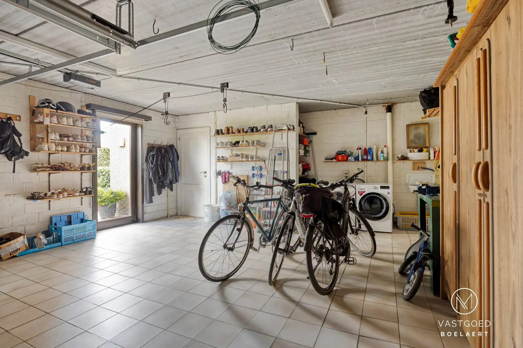 Ruime instapklare villa met sauna en dubbele garage. foto 23