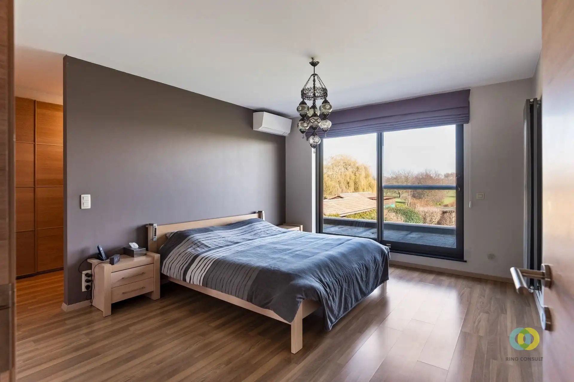 Uitzonderlijke villa met prachtige tuin foto 12