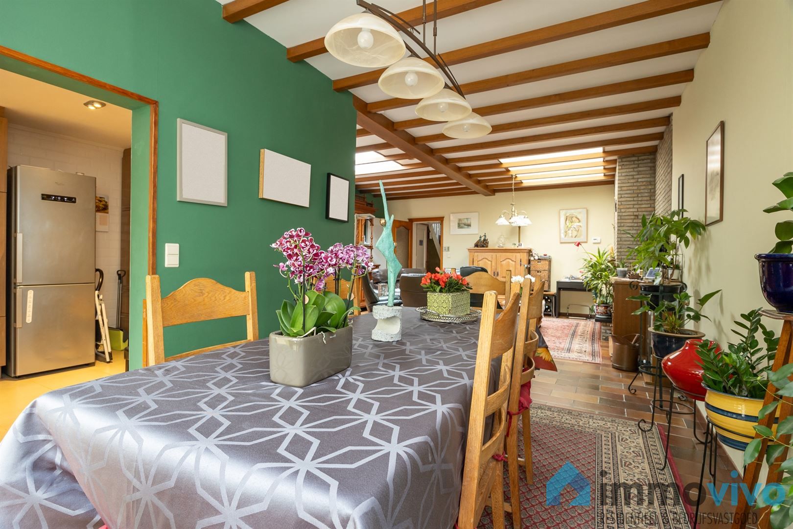 Ruime herenwoning met 5 slaapkamers en praktijkmogelijkheid in hart van Edegem foto 7