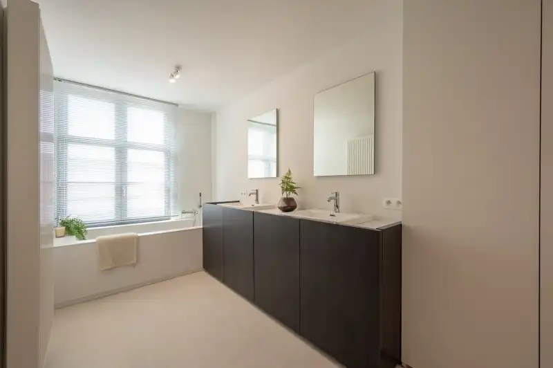 Historisch wonen in hartje Brugge – charme, comfort & karakter! foto 17