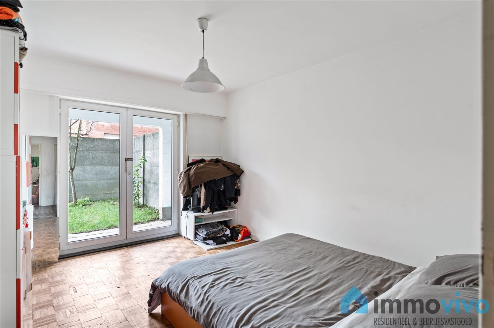 Gelijkvloers appartement met tuin foto 11