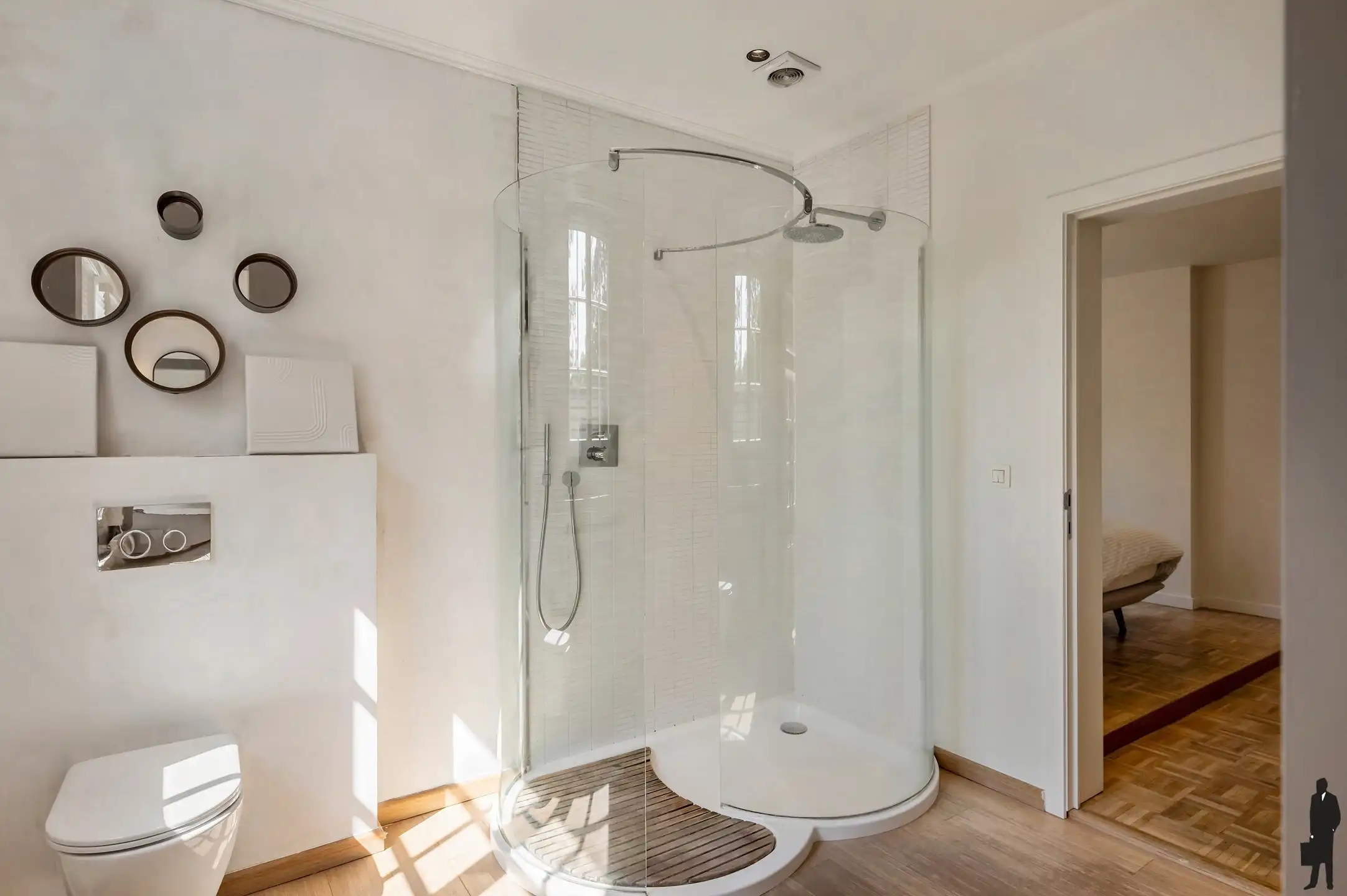Statige karaktervilla met iconische toren en exclusief tuinpaviljoen foto 15