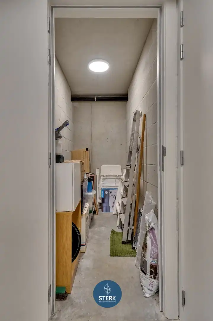 RECENT APPARTEMENT INCLUSIEF PARKING + 2 BERGINGEN IN CENTRUM LANAKEN !  foto 27