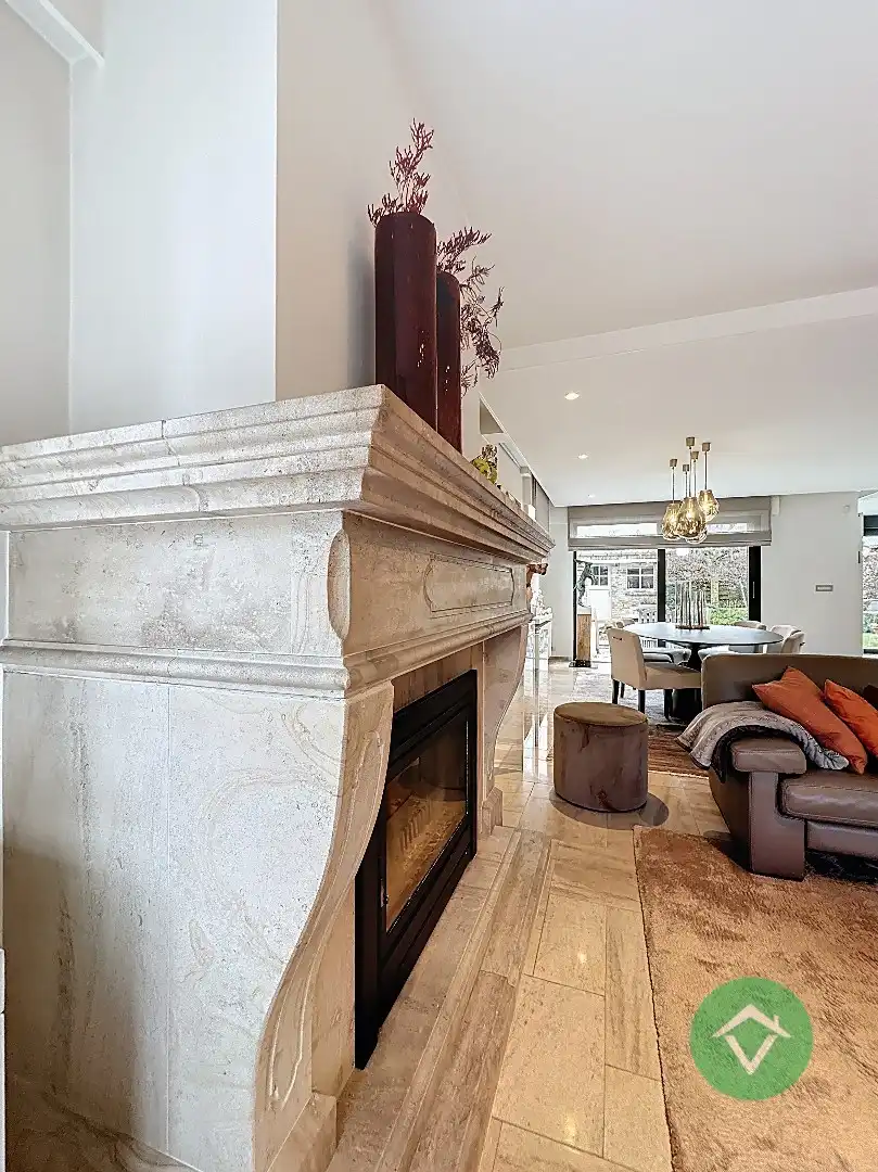 Exclusieve alleenstaande villa met zonnige tuin in een gegeerde woonomgeving te Koekelare foto 6