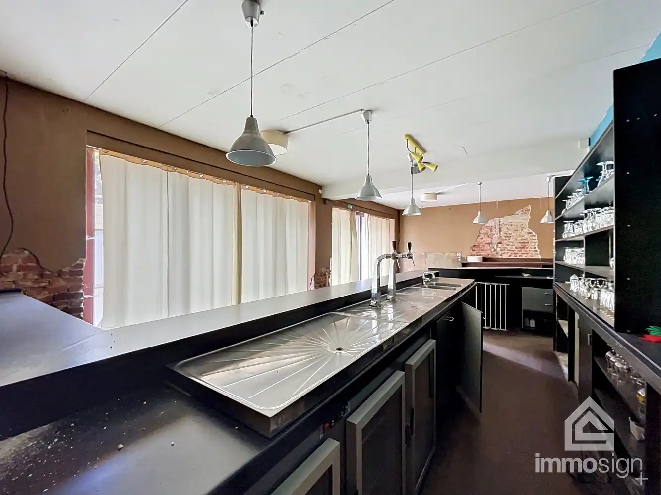 Horecakans op absolute toplocatie in hartje Bree! foto 9
