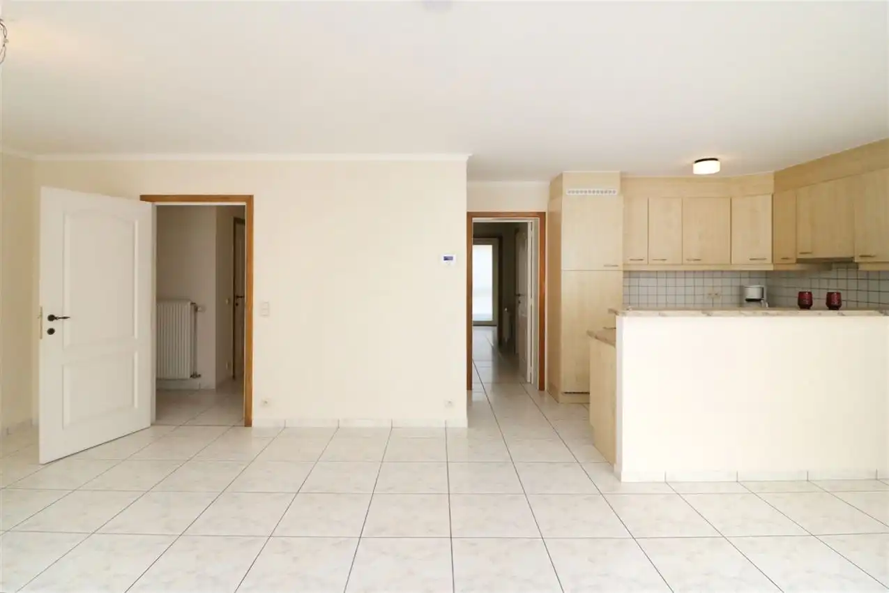 Gelijkvloers wonen met tuintje en autostaanplaats in centrum foto 15