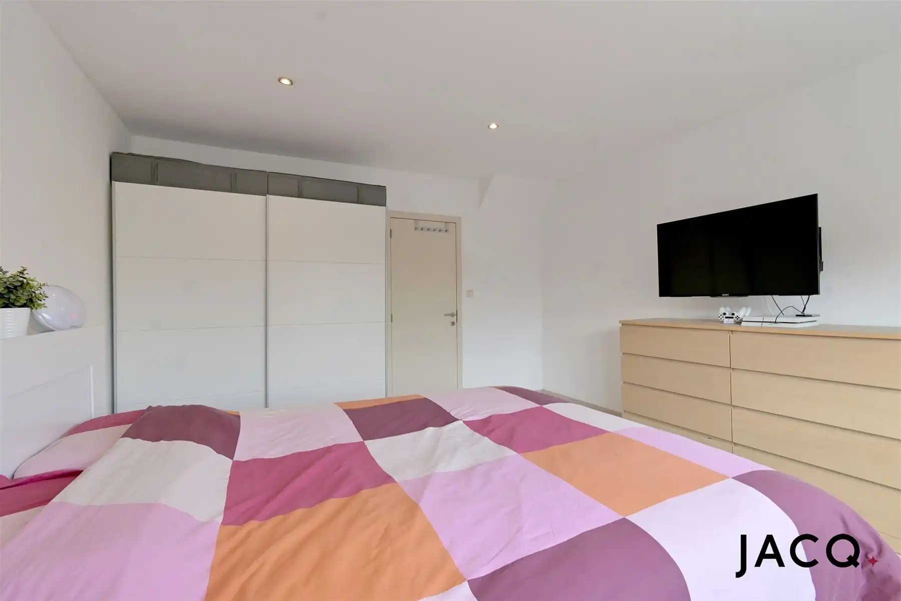 Instapklare woning met 3slpk's en gezellige zuid-tuin! foto 10