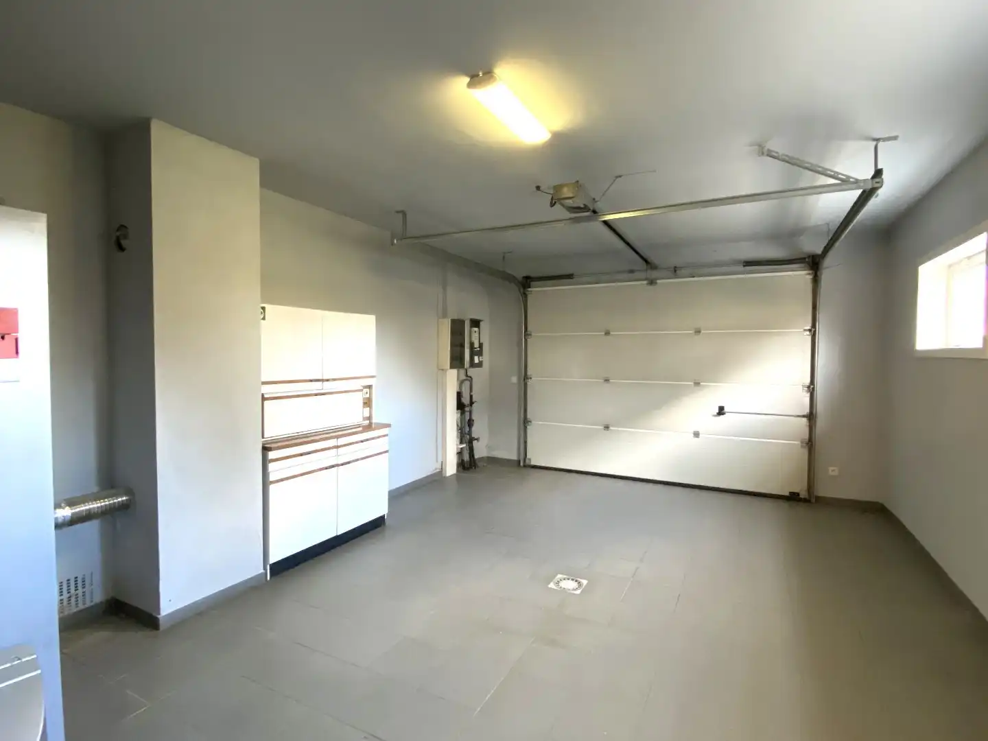 KARAKTERVOLLE WONING MET ZONGERICHTE TUIN | 4 SLPKS | 2 GARAGES foto 18
