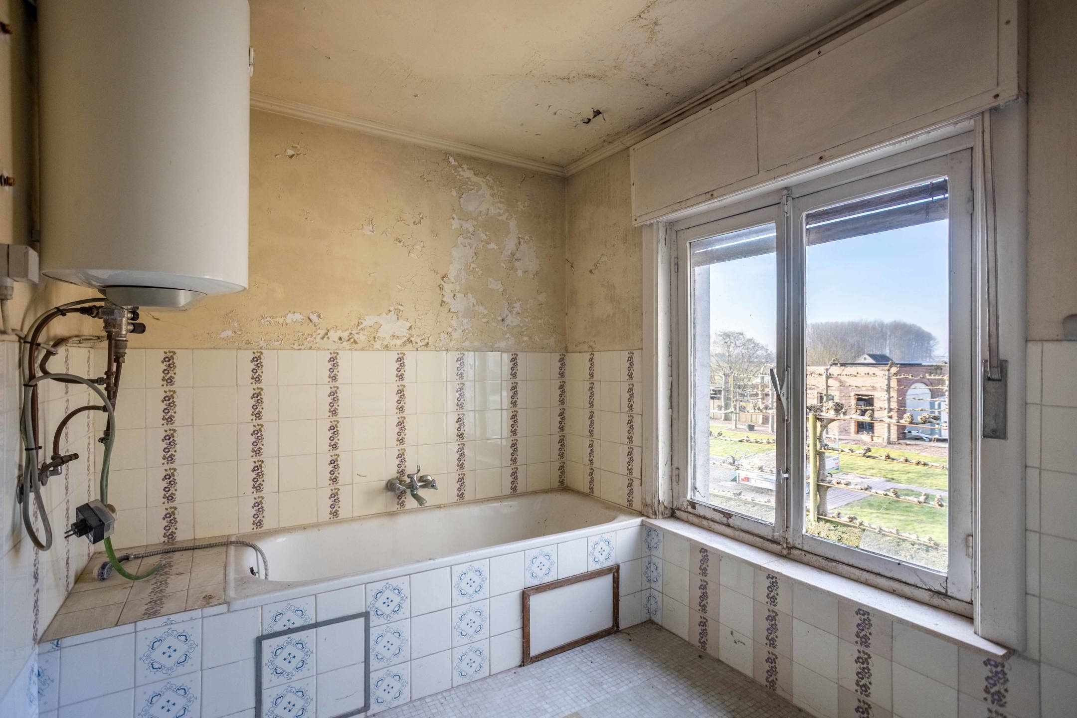 Te renoveren halfopen bebouwing met veel potentieel foto 15