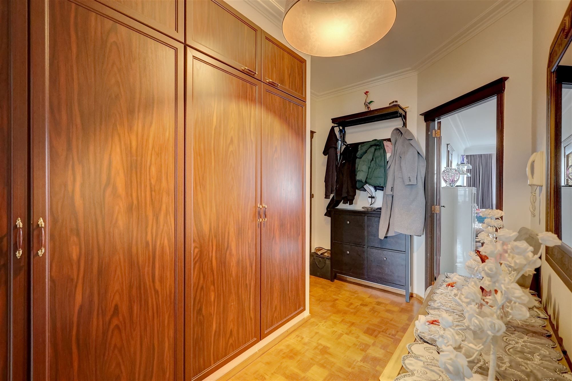 Appartement met 2 slaapkamers en twee terrassen foto 17