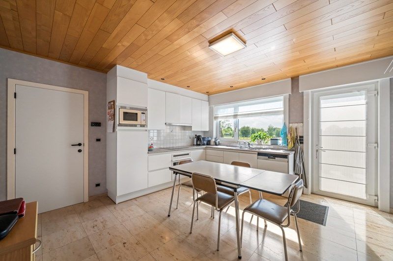 Alleenstaande woning te midden van rust en natuur foto 4