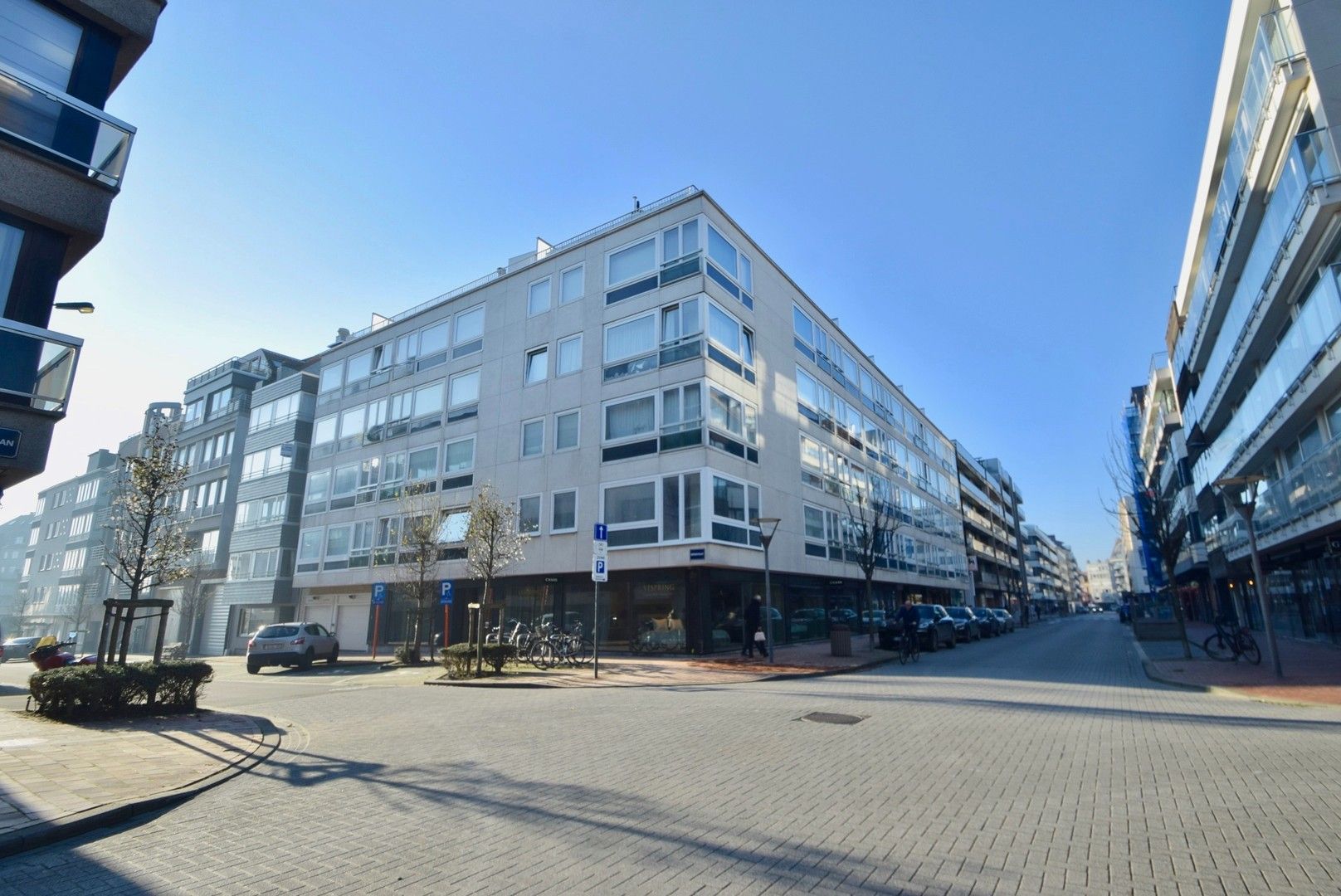 Volledig gerenoveerd, goed gelegen appartement tussen het Van Bunnen- en Driehoeksplein foto 9