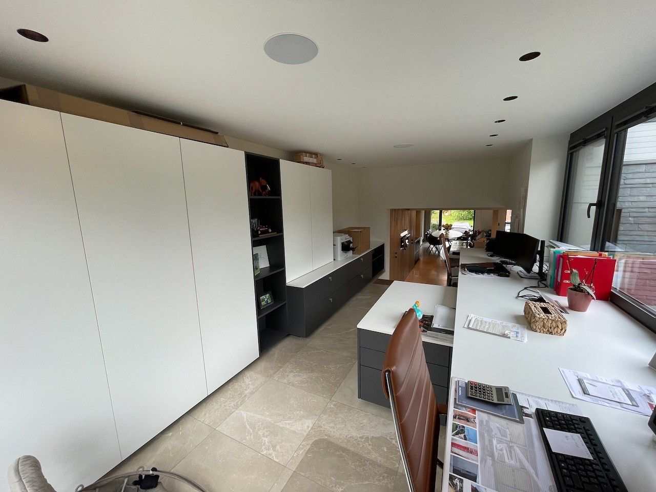 Genk, Huiskensweier 35: Ruime woning met magazijn, kantoorruimte, ruime garage, opslagplaats, 3 slaapkamers, 2 badkamers,... op 53a62ca vlot bereikbaar vlakbij Natuurgebied "De Maten". foto 12