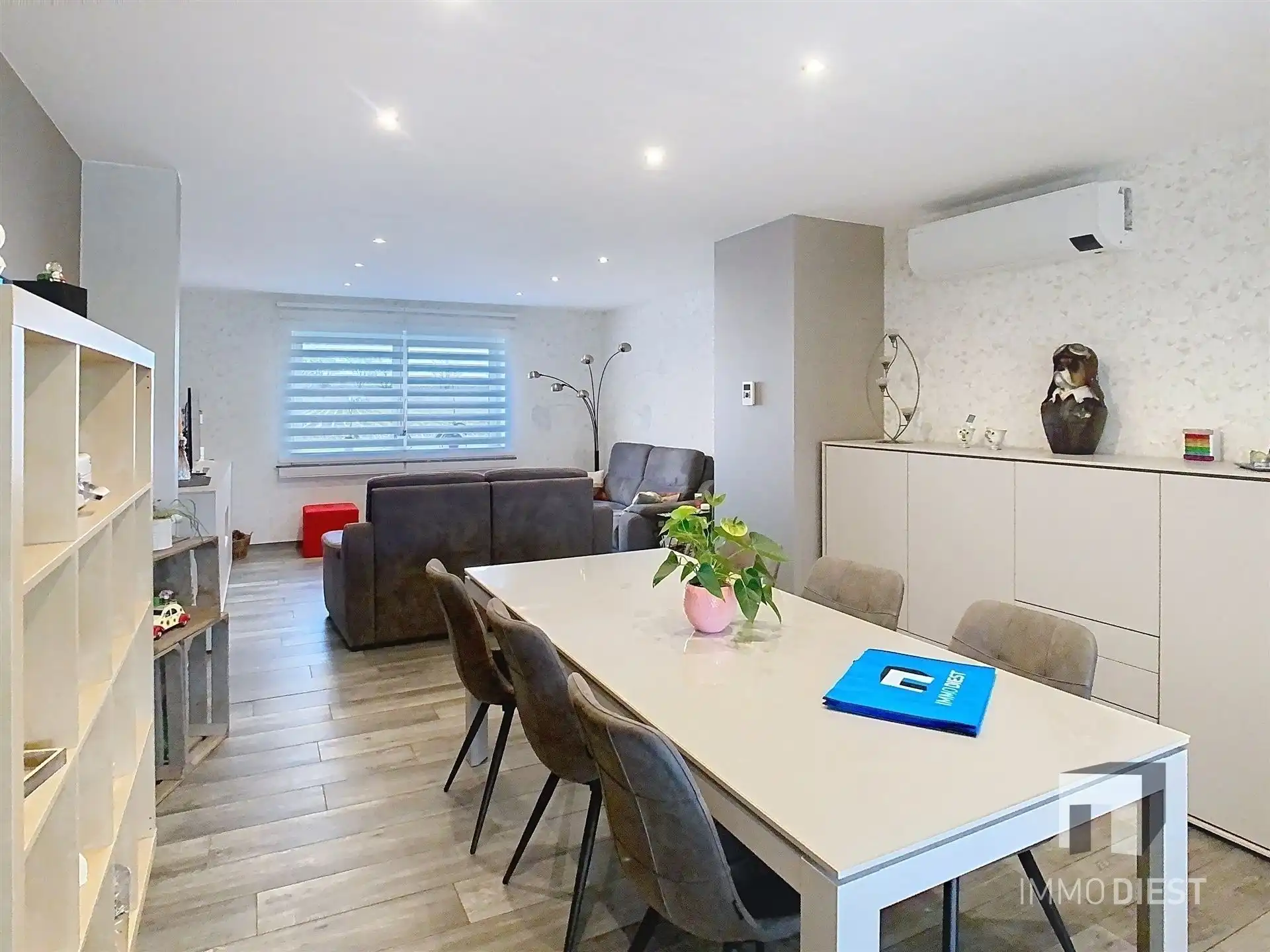 Volledig gerenoveerde halfopen woning +  EPC A foto 3