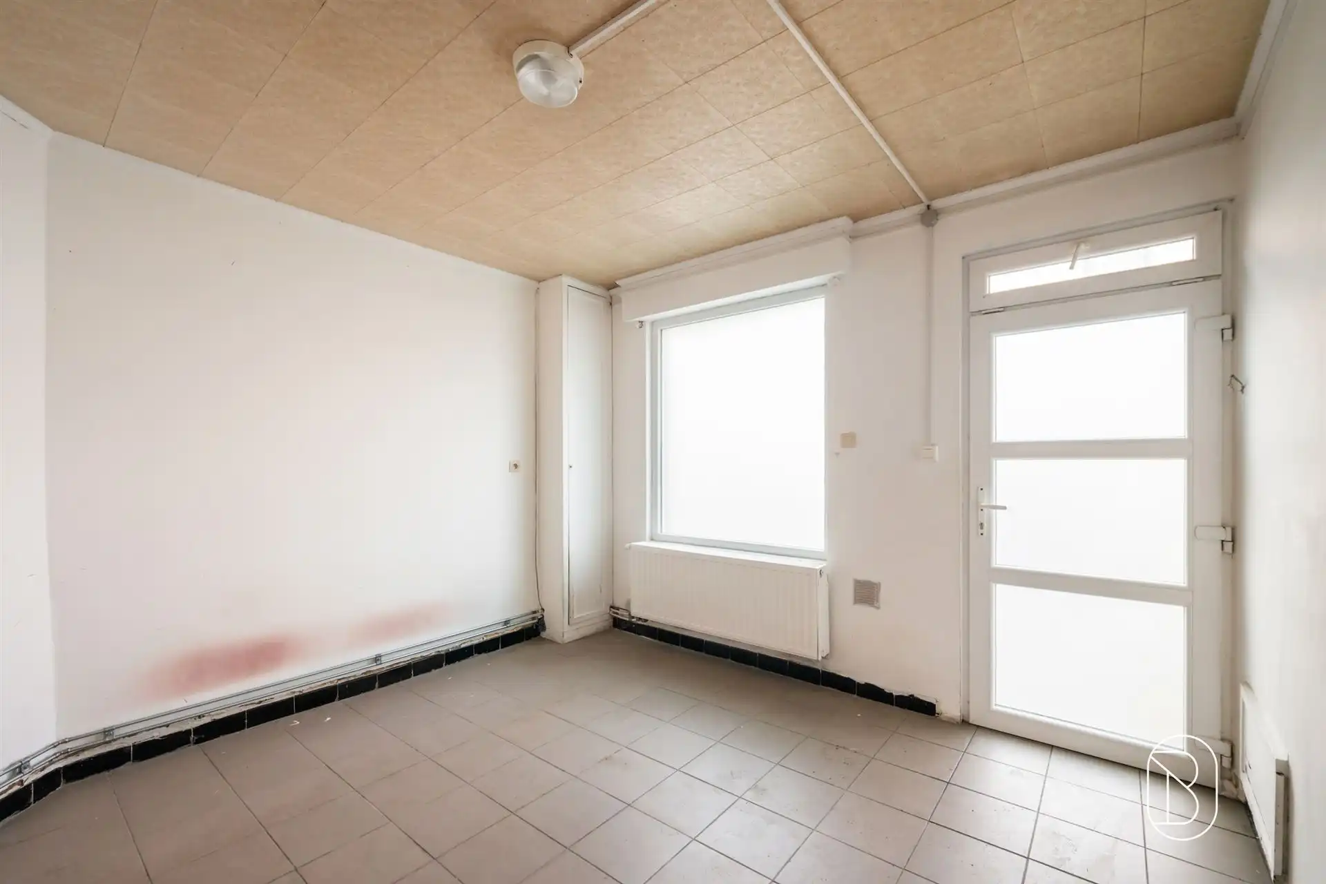 Rijwoning met 3 slaapkamers en koer! foto 4