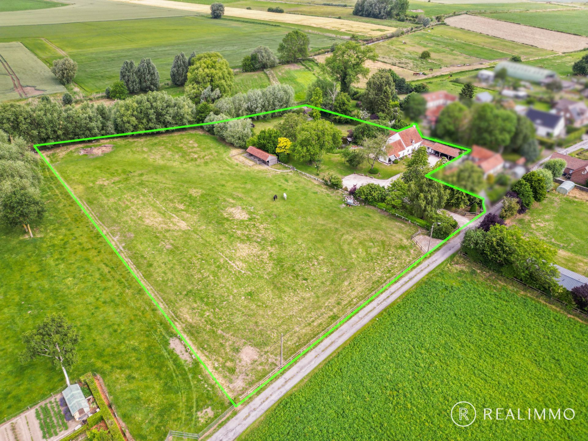 Wonen in alle rust op meer dan 1,2 hectare! foto 21