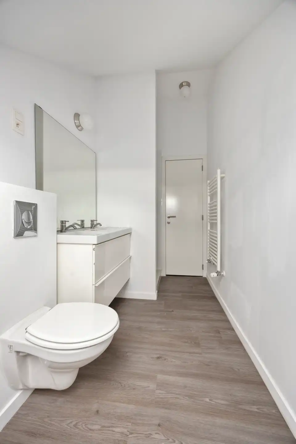 Gerenoveerde penthouse met 2 slaapkamers te centrum Tienen foto 15