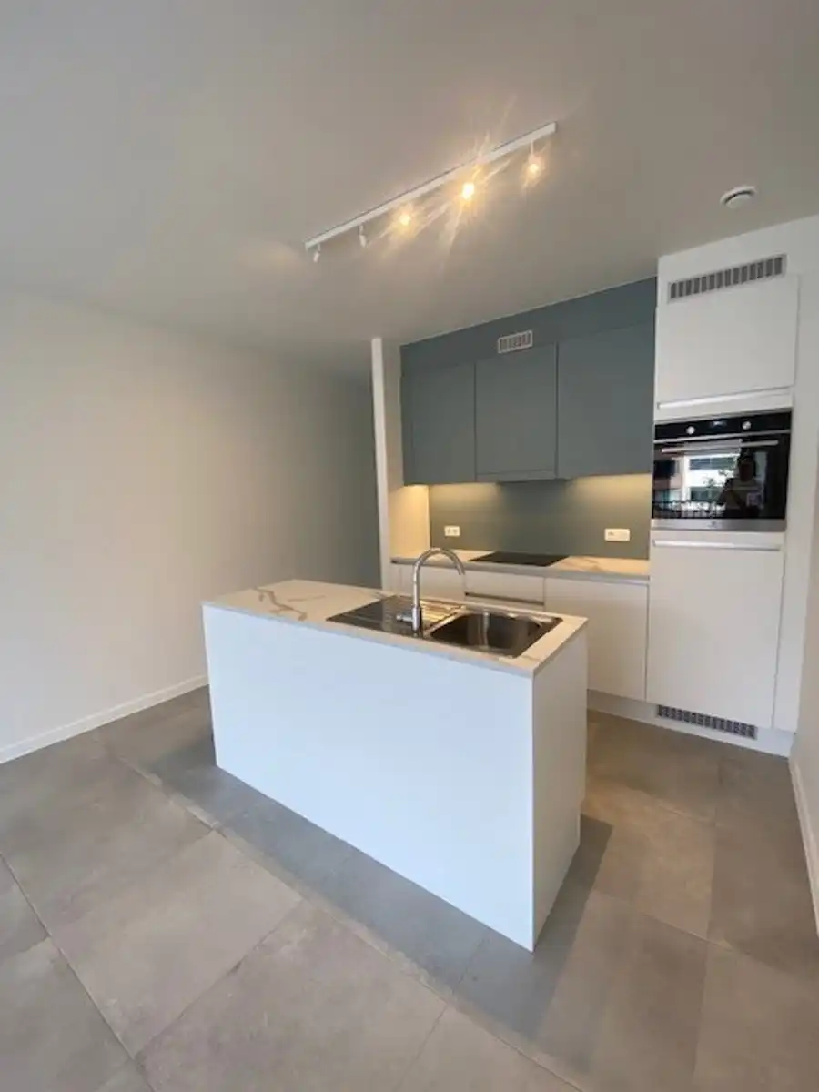 Lichtrijk nieuwbouwappartement met 2k en terras foto 21