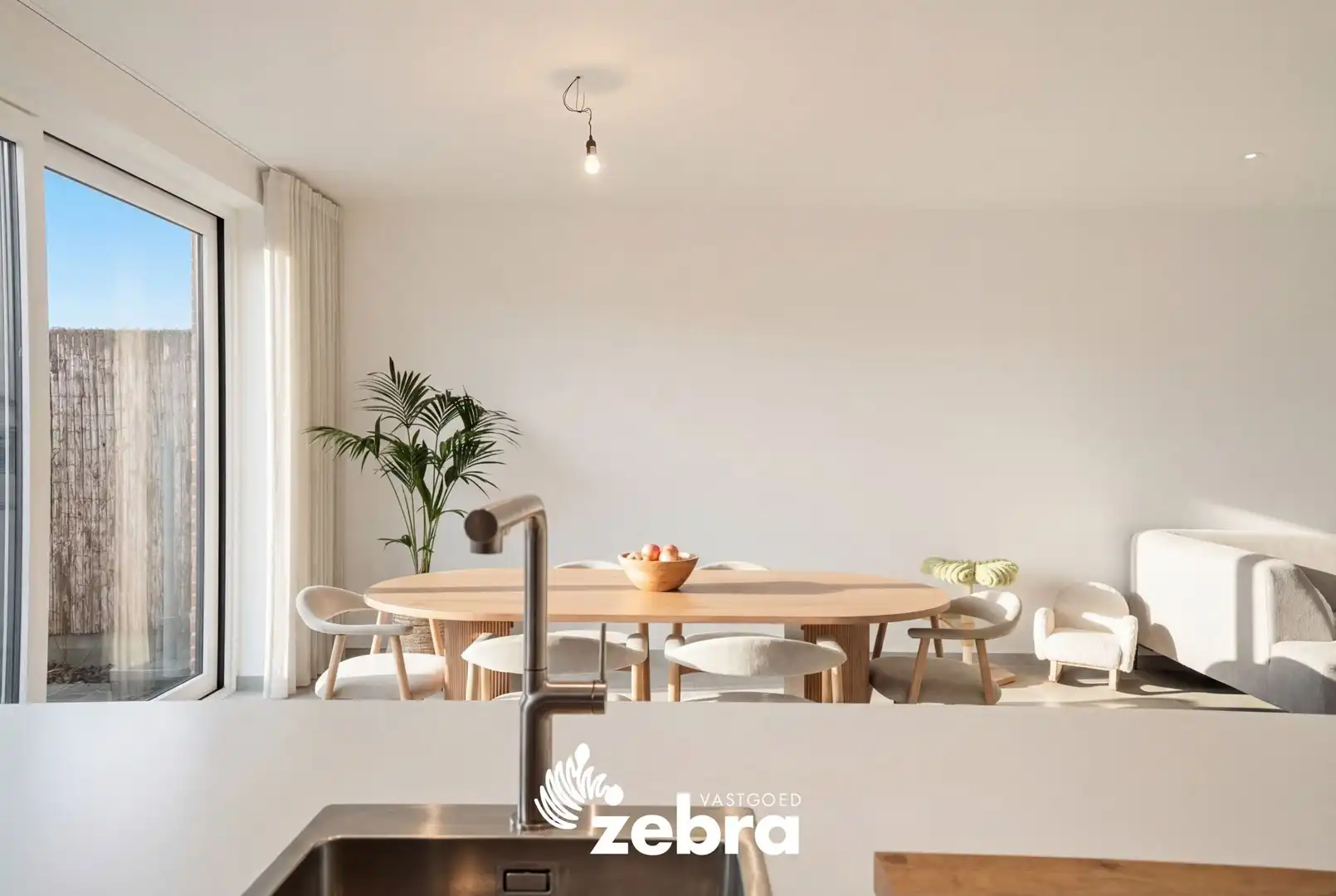 Instapklare woning met 3 slaapkamers en garage te Meulebeke! foto 14