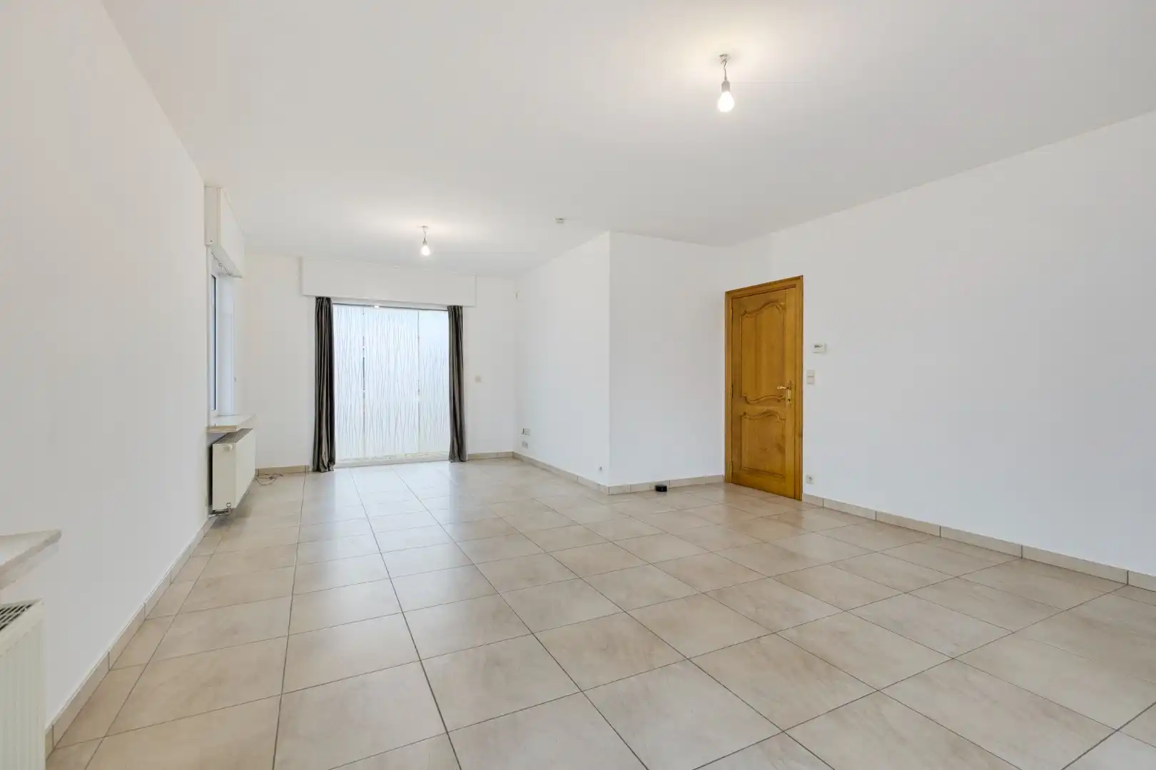 Zeer degelijke villa op 947 m² in het centrum van Rekkem! foto 5