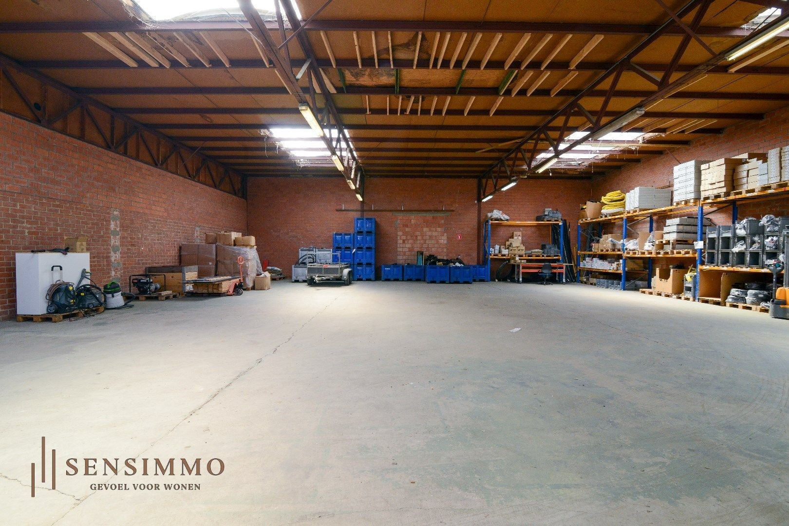 Ruime loods, geschikt voor vrachtwagengarage, op industriezone in Houthalen-Helchteren foto 8