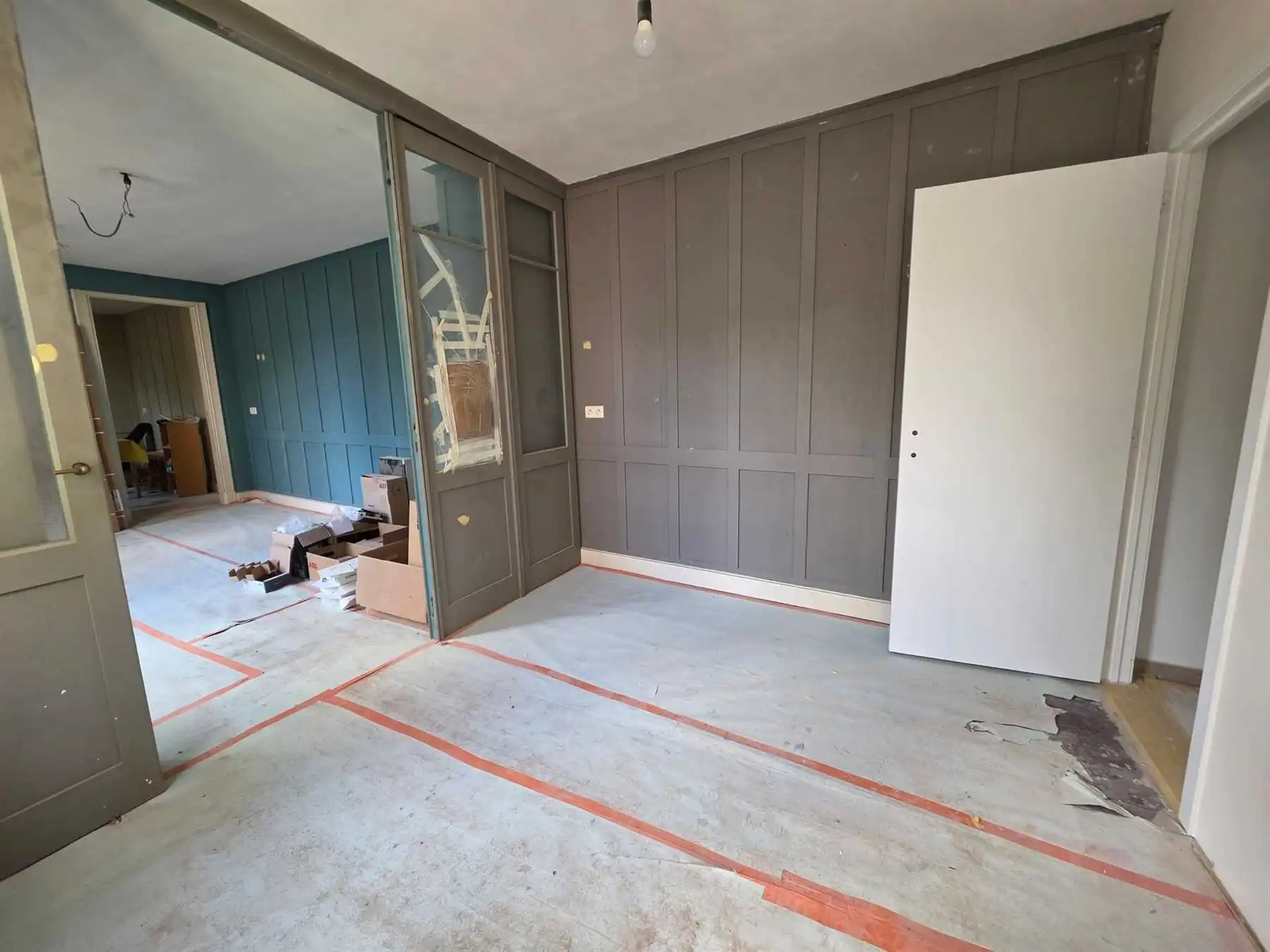 Ruim gelijkvloers semi casco appartement van 106 m² met 2 slaapkamers nabij Zurenborg foto 5