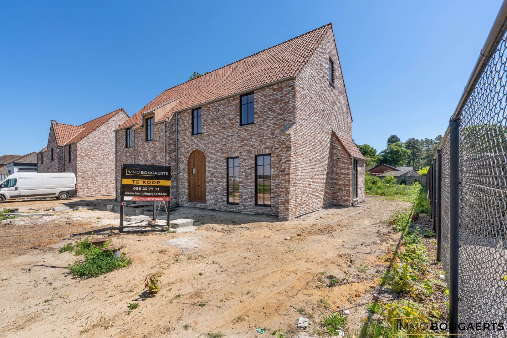 Nieuwbouwwoning met vier slaapkamers in Opglabbeek (NOG 2 BESCHIKBAAR) foto 2
