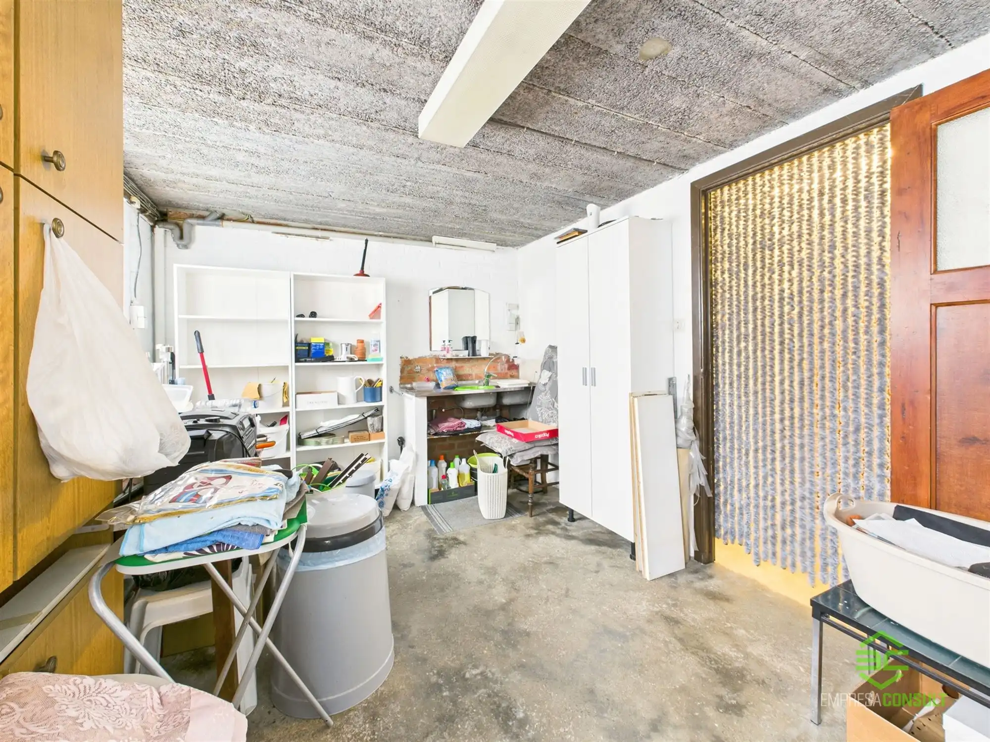 Zeer goed gelegen gezinswoning met 3 slpk! foto 23