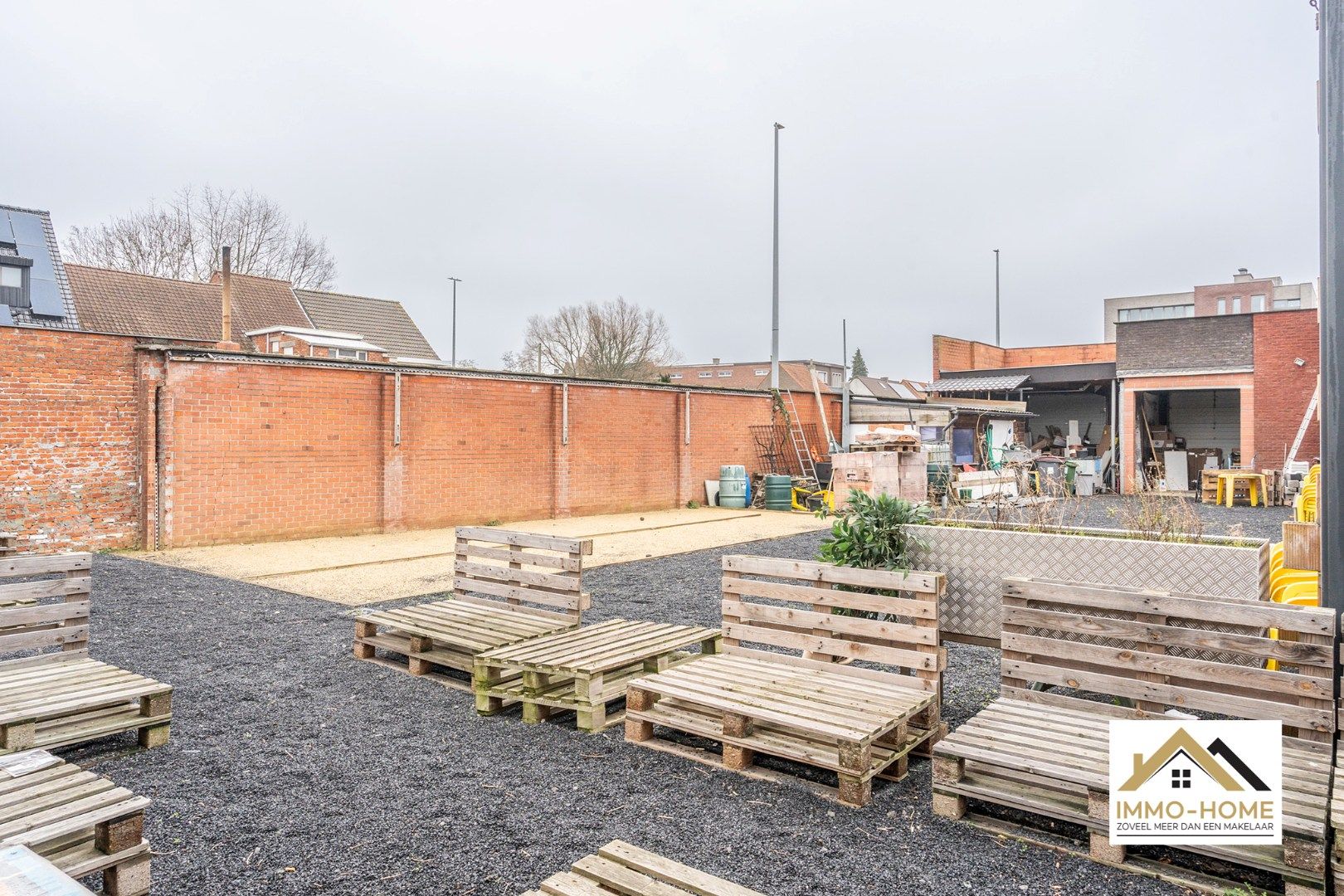 Riant handelspand op goede strategische plaats  foto 27