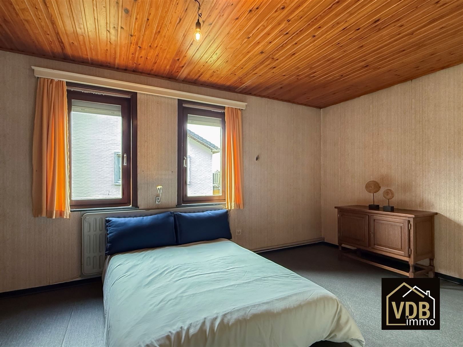 WONING MET 3 SLAAPKAMERS EN MEERDERE GARAGES foto 47