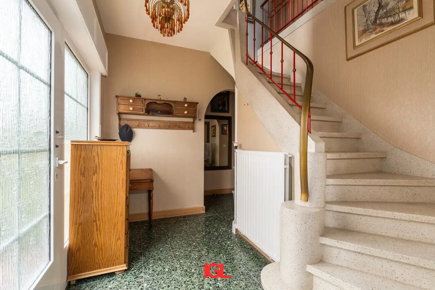 Driegevelwoning met 4 slaapkamers en tuin te Sint-Pieters-Leeuw foto 10