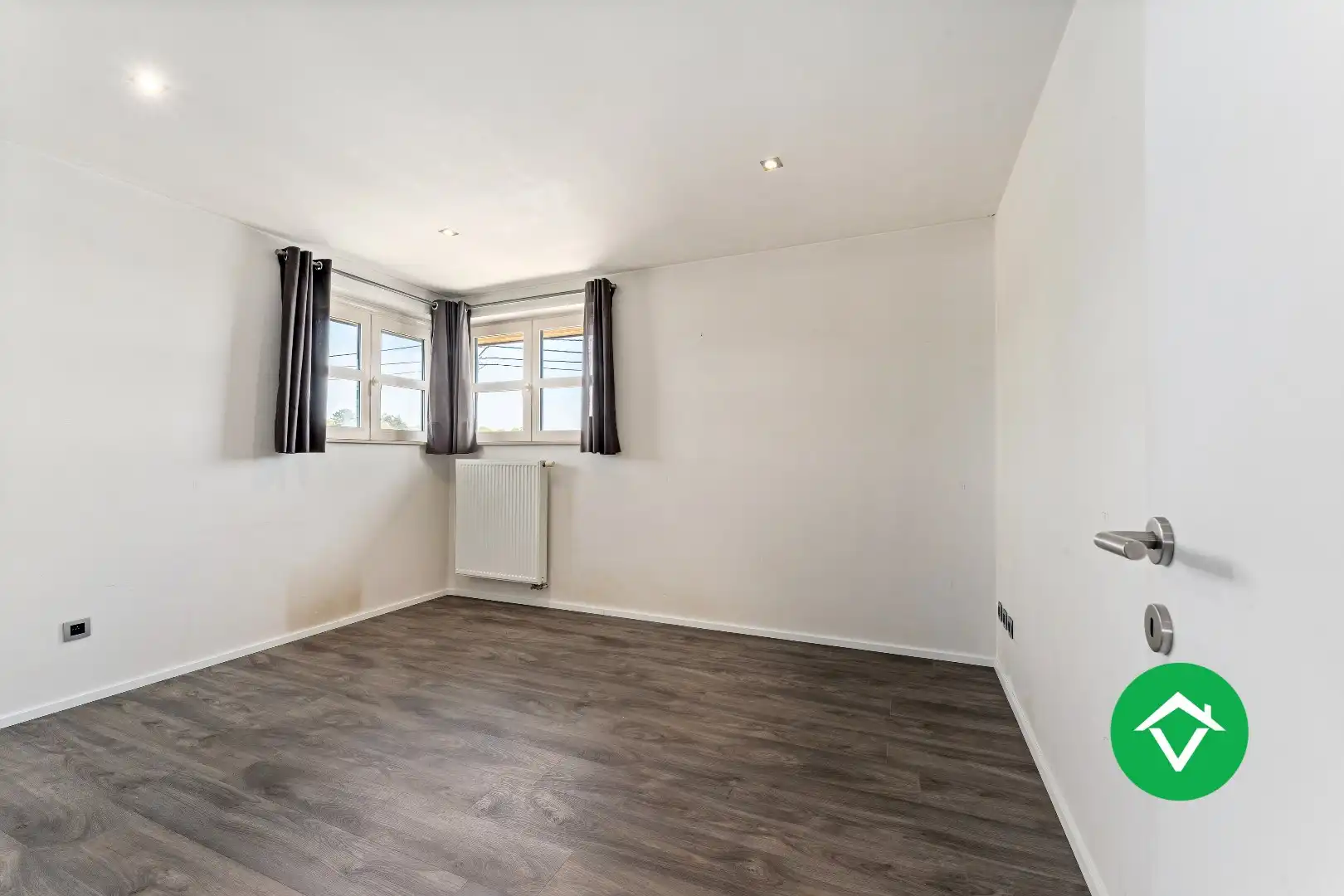 Recente woning (2011) met 3 slaapkamers, inpandige garage en vergezichten te Koekelare foto 15