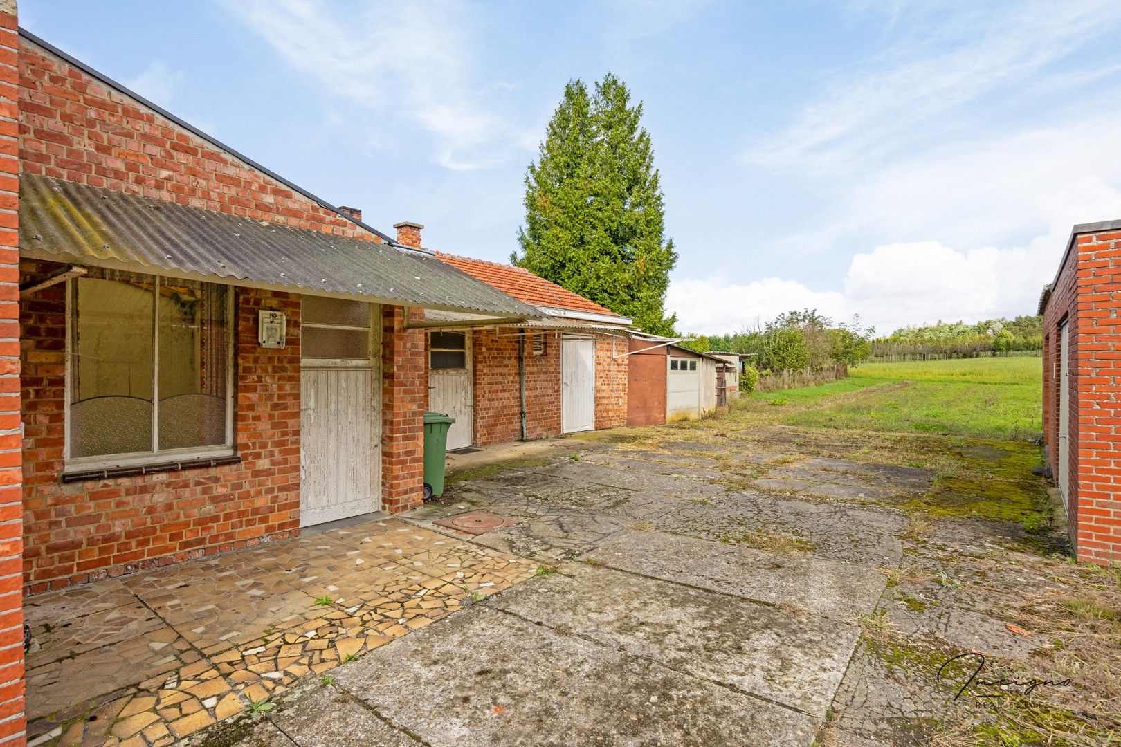 Renovatiewoning met veel potentieel en prachtige tuin foto 21