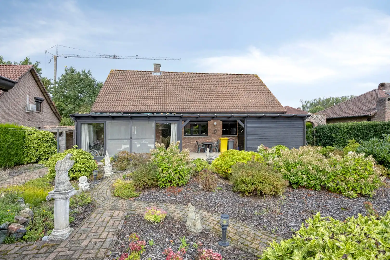 Gelijkvloerse woning met 2 slaapkamers op een mooi Z gericht perceel van 819 m² ! foto 27