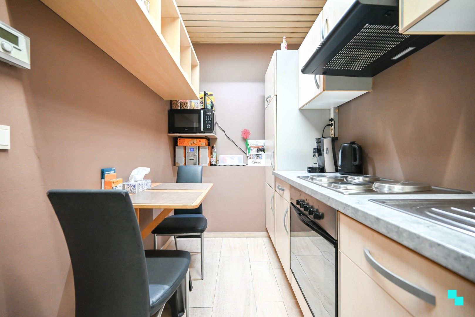 Instapklaar, gelijkvloers appartement in Ooigem foto 8