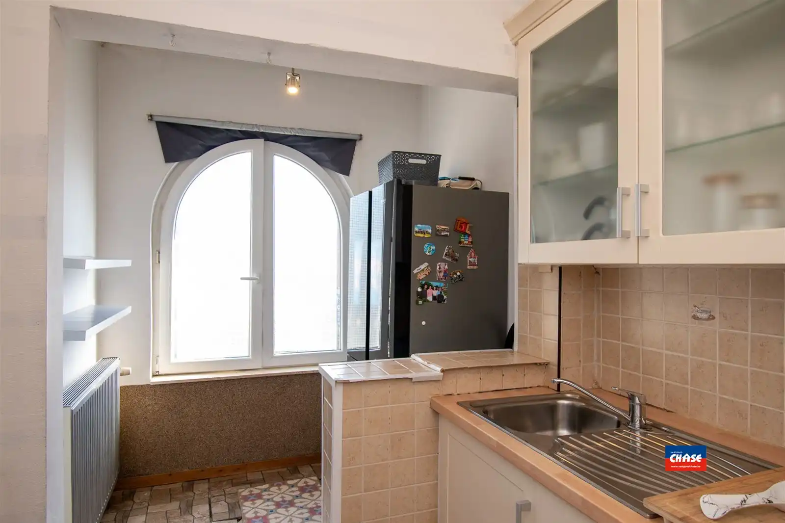 Centraal gelegen appartement met 2 slaapkamers foto 6