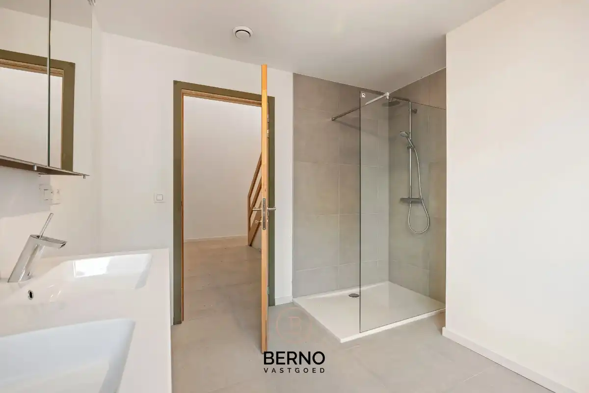 IN OPTIE! Architecturale parel met tuin en vergezicht (6% BTW) foto 14