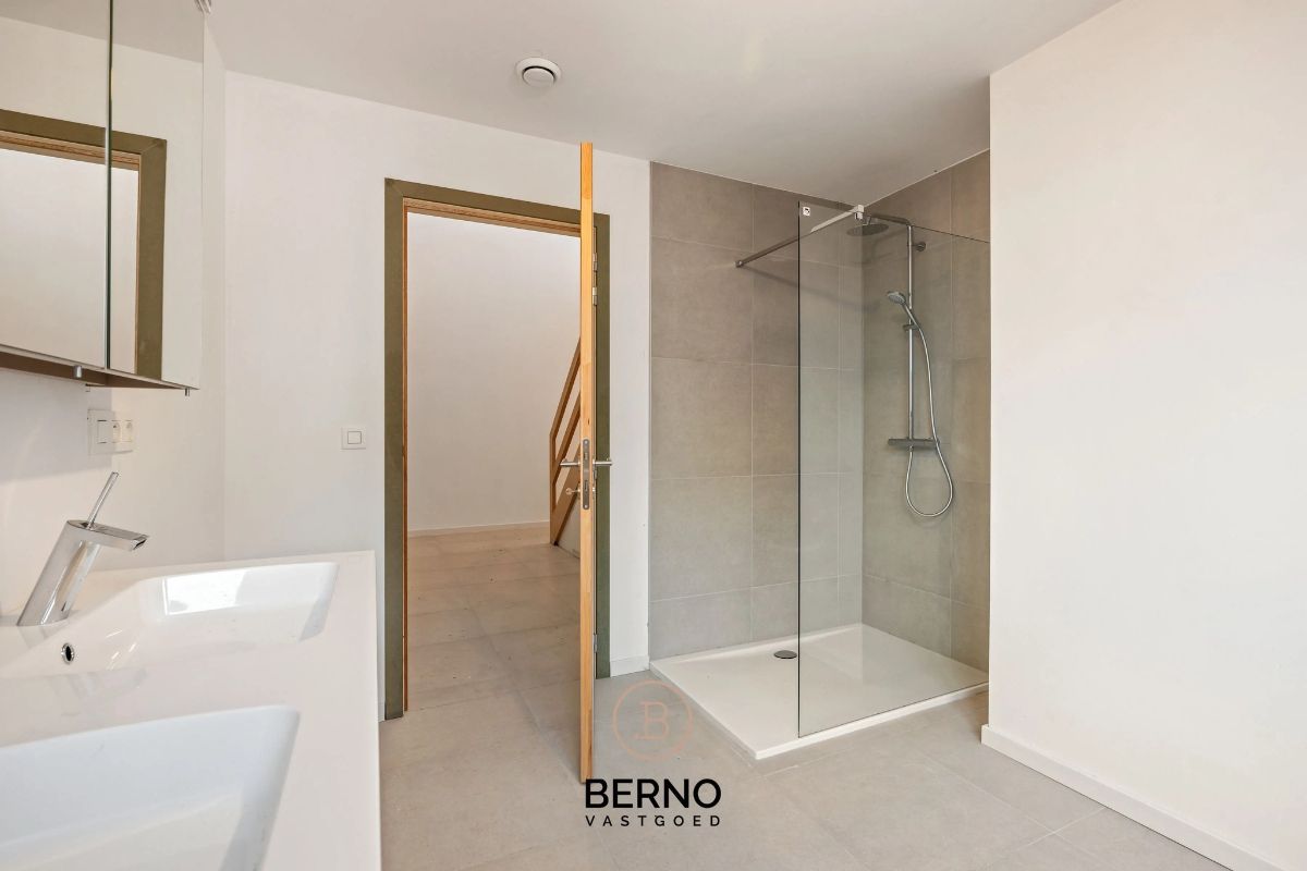 IN OPTIE! Architecturale parel met tuin en vergezicht (6% BTW) foto 14