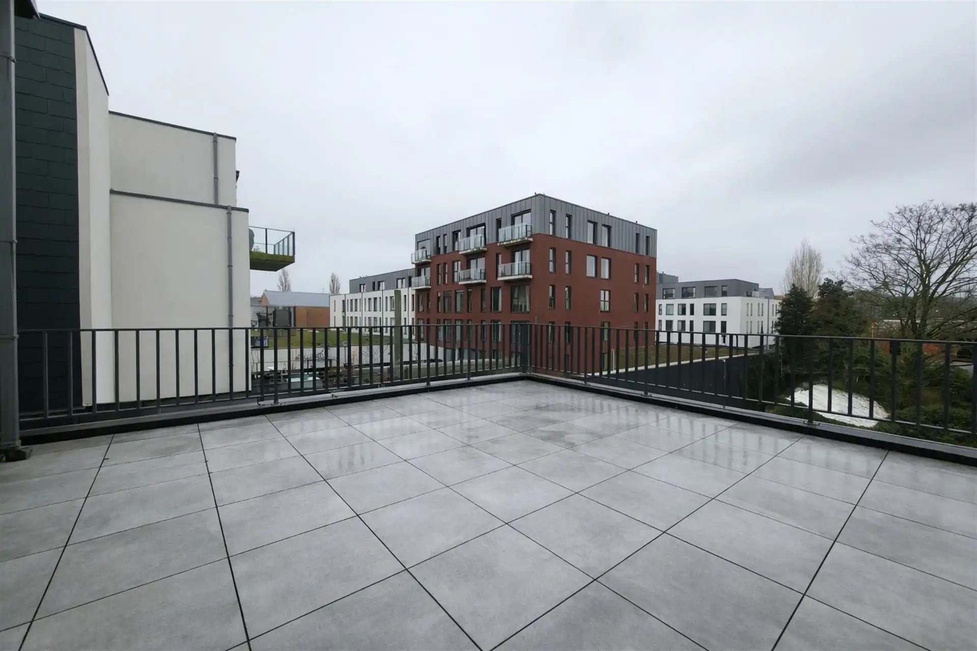 Duplex appartement met 3 slaapkamers en ruim terras foto 2
