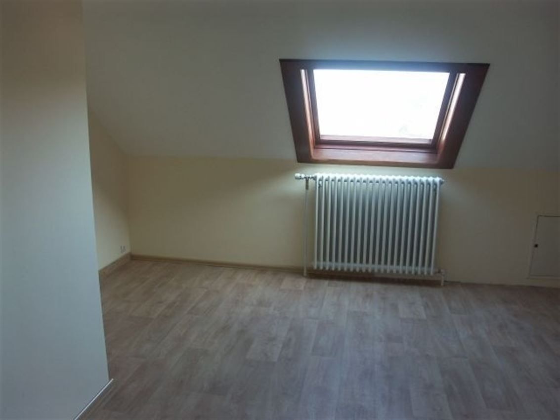 Opbrengsteigendom (handel & 4 app) op toplocatie foto 47