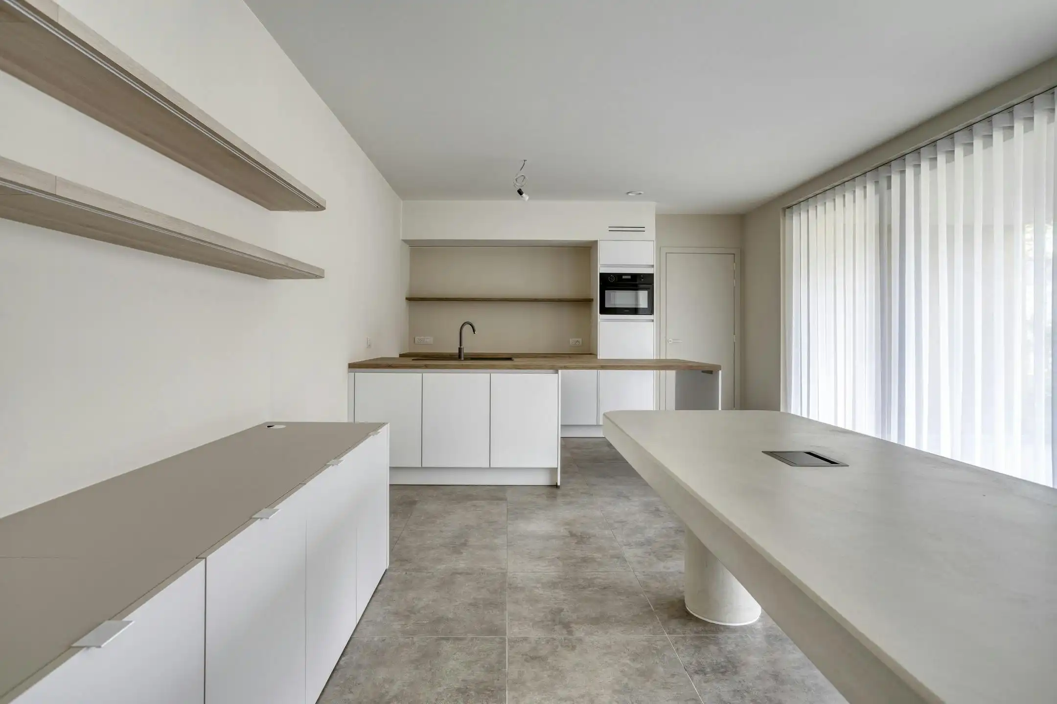 Modern appartement met mogelijkheid tot kantoor of praktijk foto 3