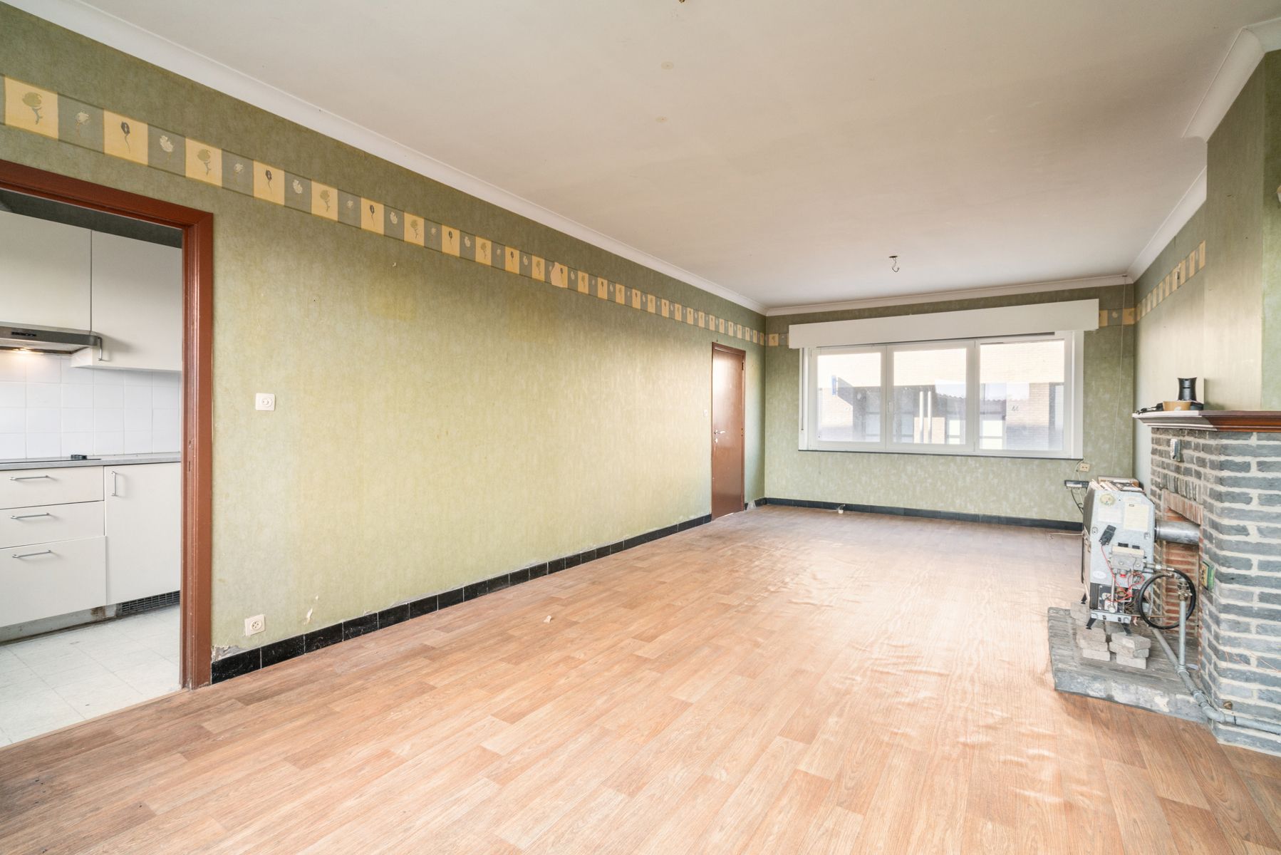 Te renoveren woning aan de scheldepromenade foto 2