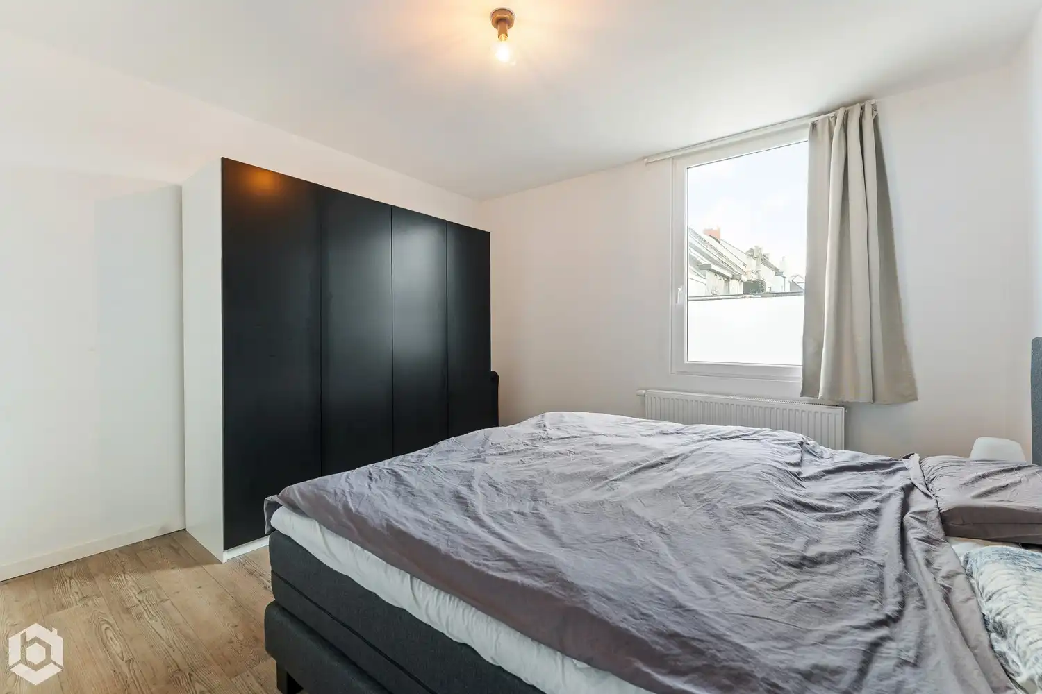 Recent gerenoveerde woning met 3 slpkrs en garagebox foto 24