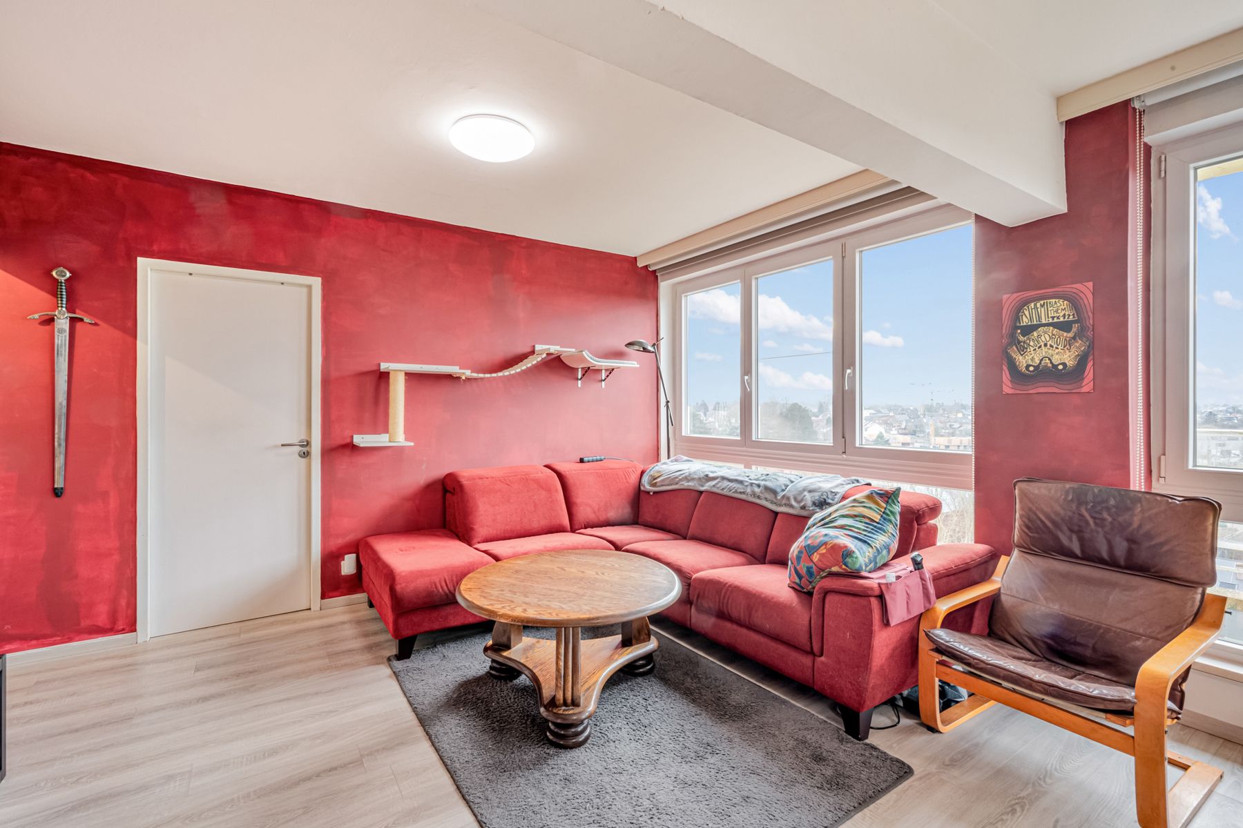 Instapklaar 3-slaapkamerappartement met terras en uitzicht foto 3