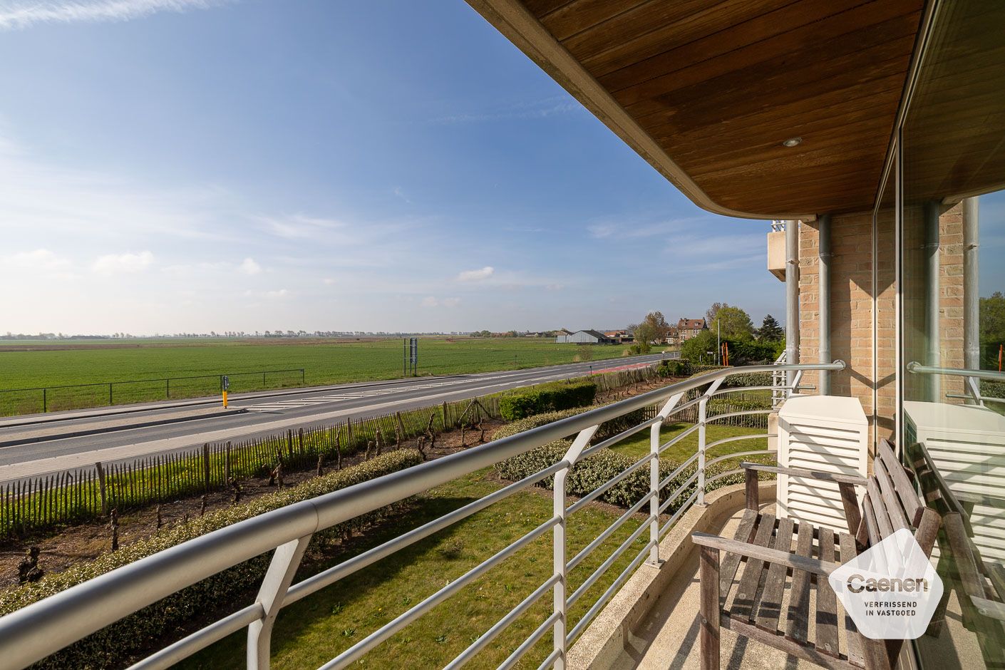 Zongericht appartement met 2 ruime slaapkamers en open zicht op het hinterland. foto 11